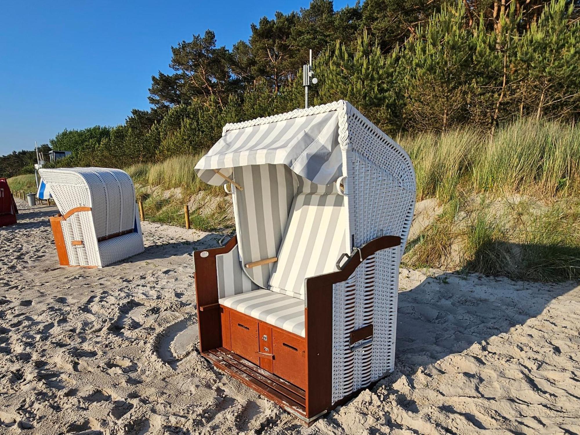 Ankerplatz Am Suedstrand, Fewo Mit 2 Schlafzimmer Und Eigenen Strandkorb Binz Eksteriør billede