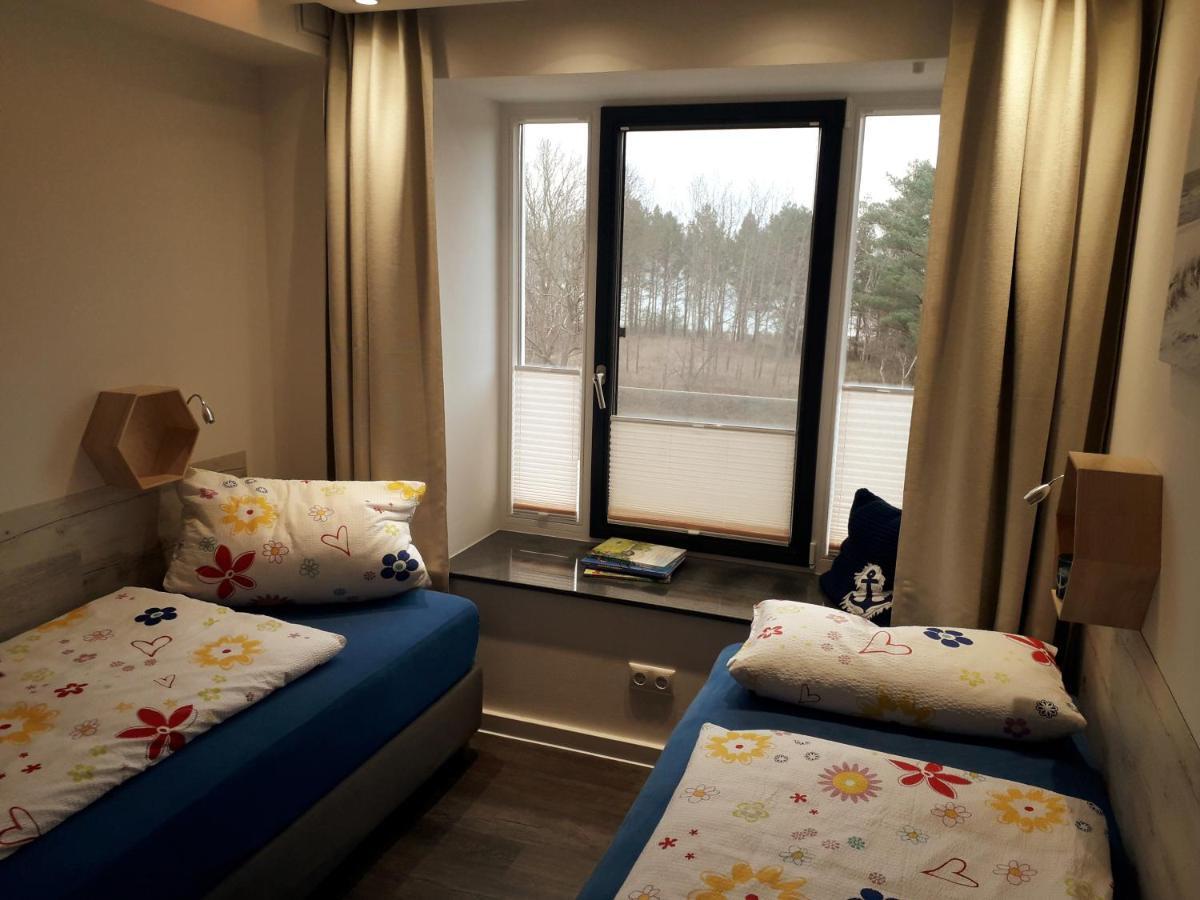 Ankerplatz Am Suedstrand, Fewo Mit 2 Schlafzimmer Und Eigenen Strandkorb Binz Eksteriør billede